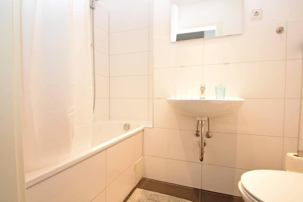 Grosszugige Wohnung In Der Neustadt Brémy Exteriér fotografie